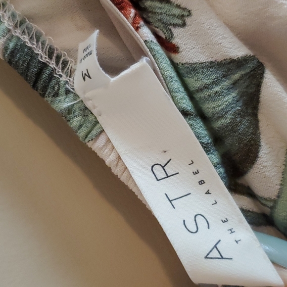 ASTOR dress - Picture 2 of 4